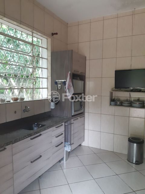 Image 7 - 212542