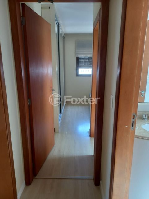 Image 8 - 212683
