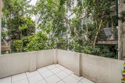 Image 13 - 212955
