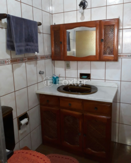 Image 17 - 213930