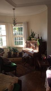 Image 5 - 213968