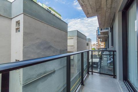 Image 4 - 214109