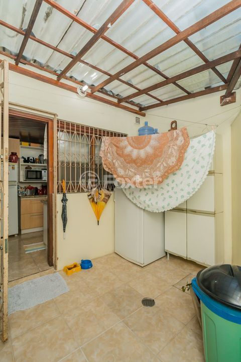Image 39 - 214239