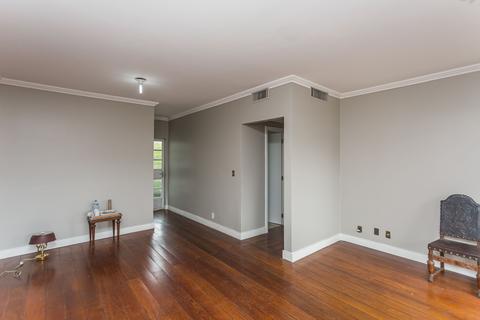 Image 3 - 214453