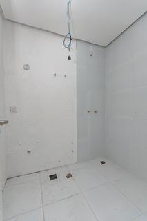 Image 26 - 214518