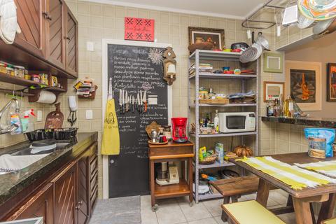 Image 24 - 214747