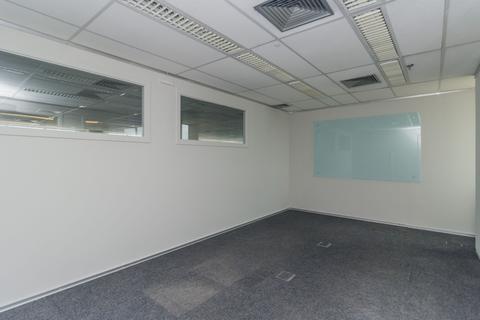 Image 20 - 214793