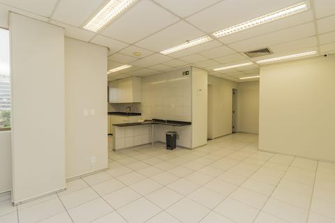 Image 6 - 214869