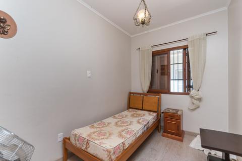 Image 11 - 214904