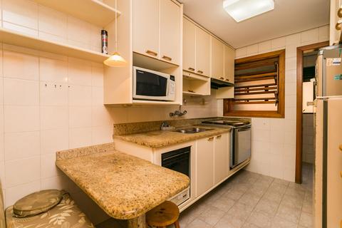 Image 31 - 214943