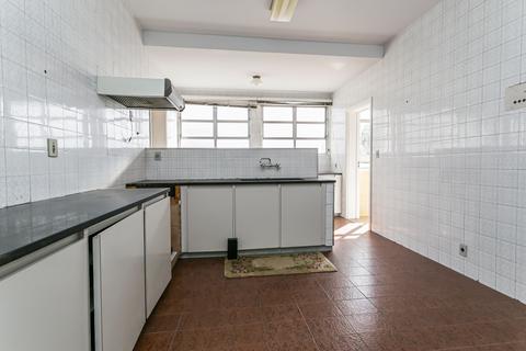 Image 35 - 215224