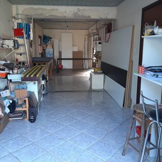 Image 4 - 215410