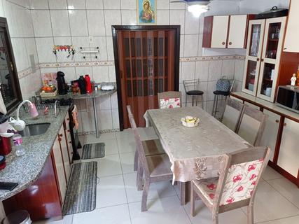 Image 25 - 215481