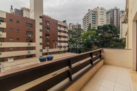 Image 6 - 215641