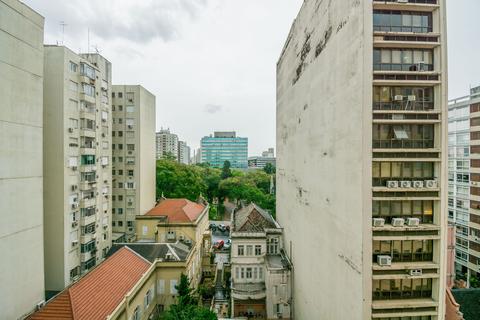 Image 13 - 215904