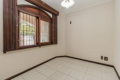 Image 15 - 215915