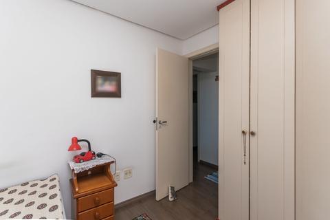 Image 20 - 215942
