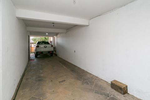 Image 17 - 216218