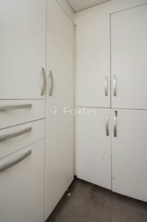 Image 41 - 216320