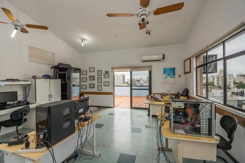 Image 16 - 216366