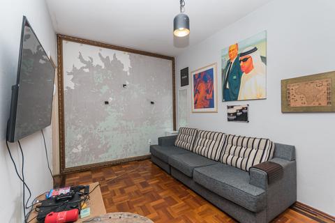 Image 3 - 216379