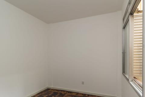 Image 21 - 216400