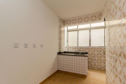 Image 24 - 216400