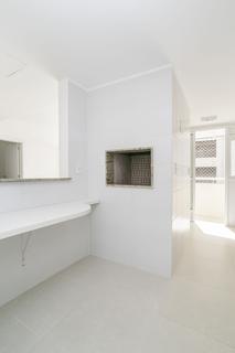 Image 18 - 217041