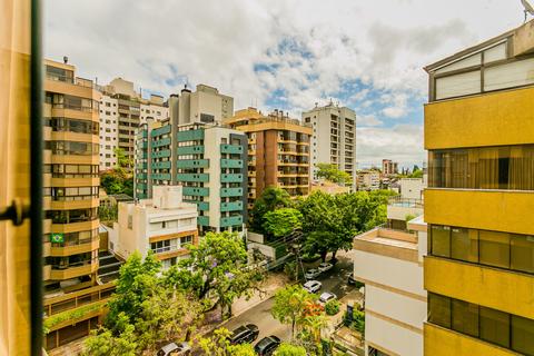 Image 8 - 217079