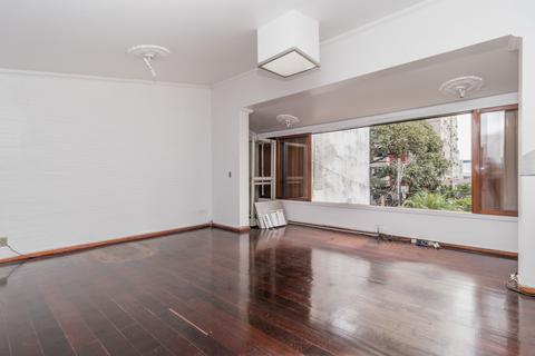 Image 3 - 217454