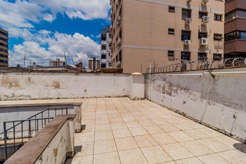 Image 30 - 217521