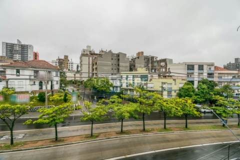 Image 13 - 217549