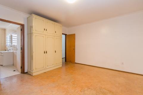 Image 32 - 217609