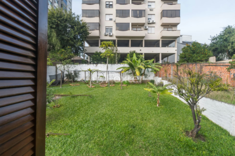 Image 8 - 217621