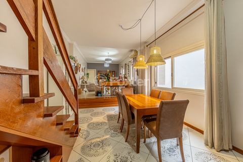 Image 21 - 217726