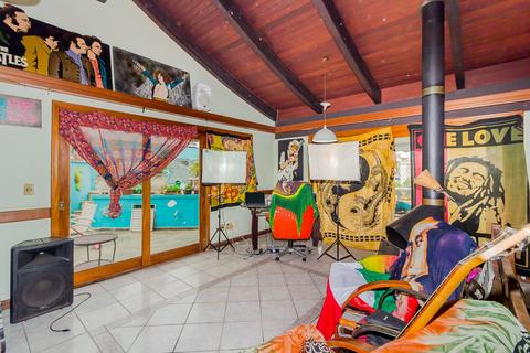 Image 33 - 217792