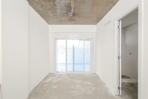 Image 21 - 218086