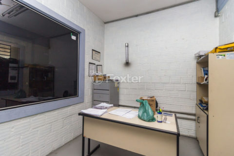Image 24 - 218114