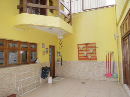 Image 17 - 218230
