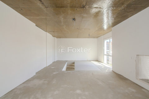 Image 9 - 218395