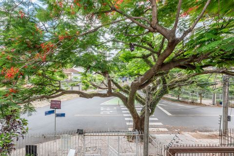 Image 32 - 218698