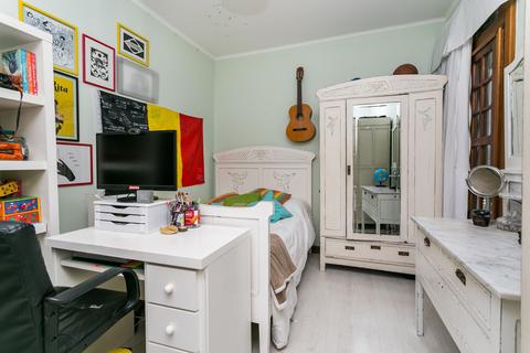 Image 15 - 218813