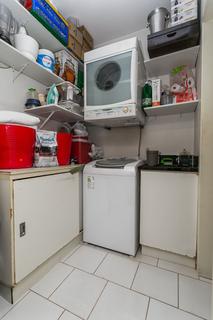 Image 28 - 218813