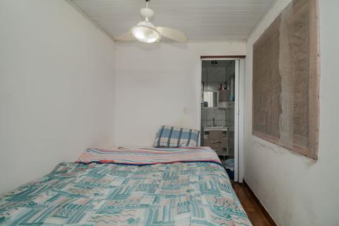 Image 14 - 218900