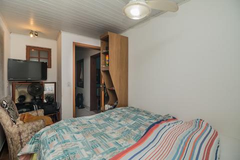 Image 15 - 218900