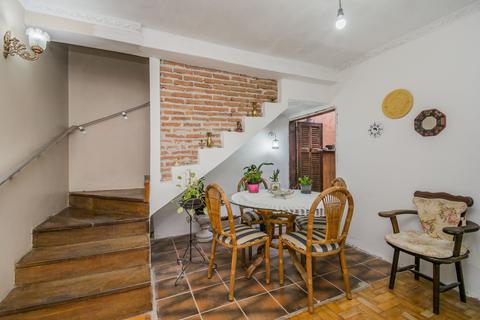 Image 11 - 218996