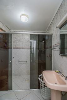 Image 13 - 218996