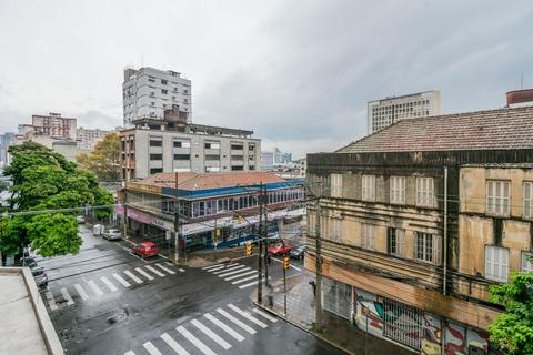 Image 8 - 219000