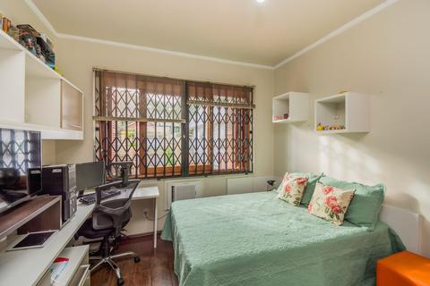 Image 25 - 219020