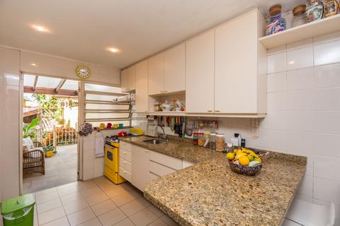 Image 36 - 219020